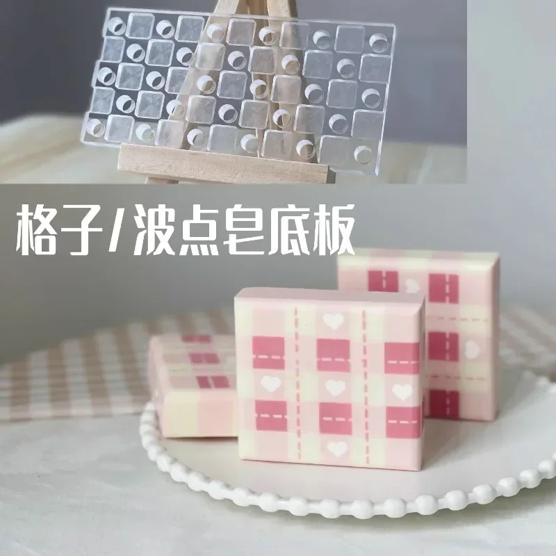 Lattice Design Handmade Soap M - Soap Making For Beginners Book reseña y precio